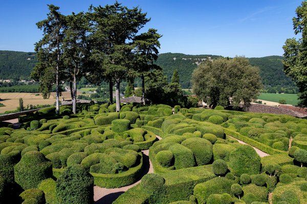 Comment découvrir les jardins suspendus de Marqueyssac en France : visites et conseils ?